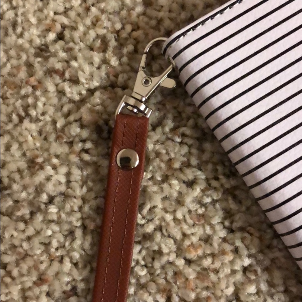 Mini IPad Case - Picture 3 of 6